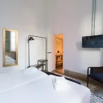 Casa Sabai 호텔 *